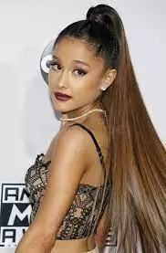 Ariana Grande photo.